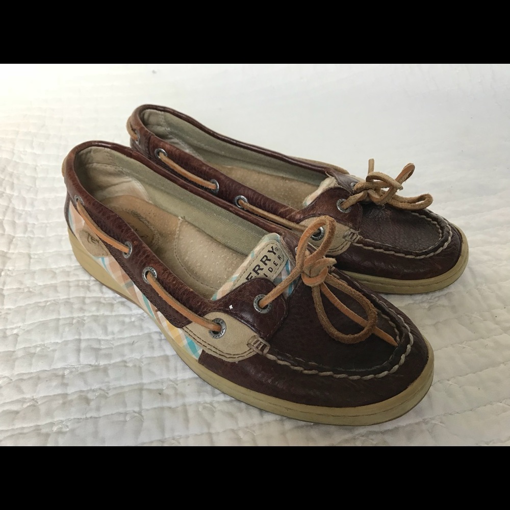 Sperry boat shoes